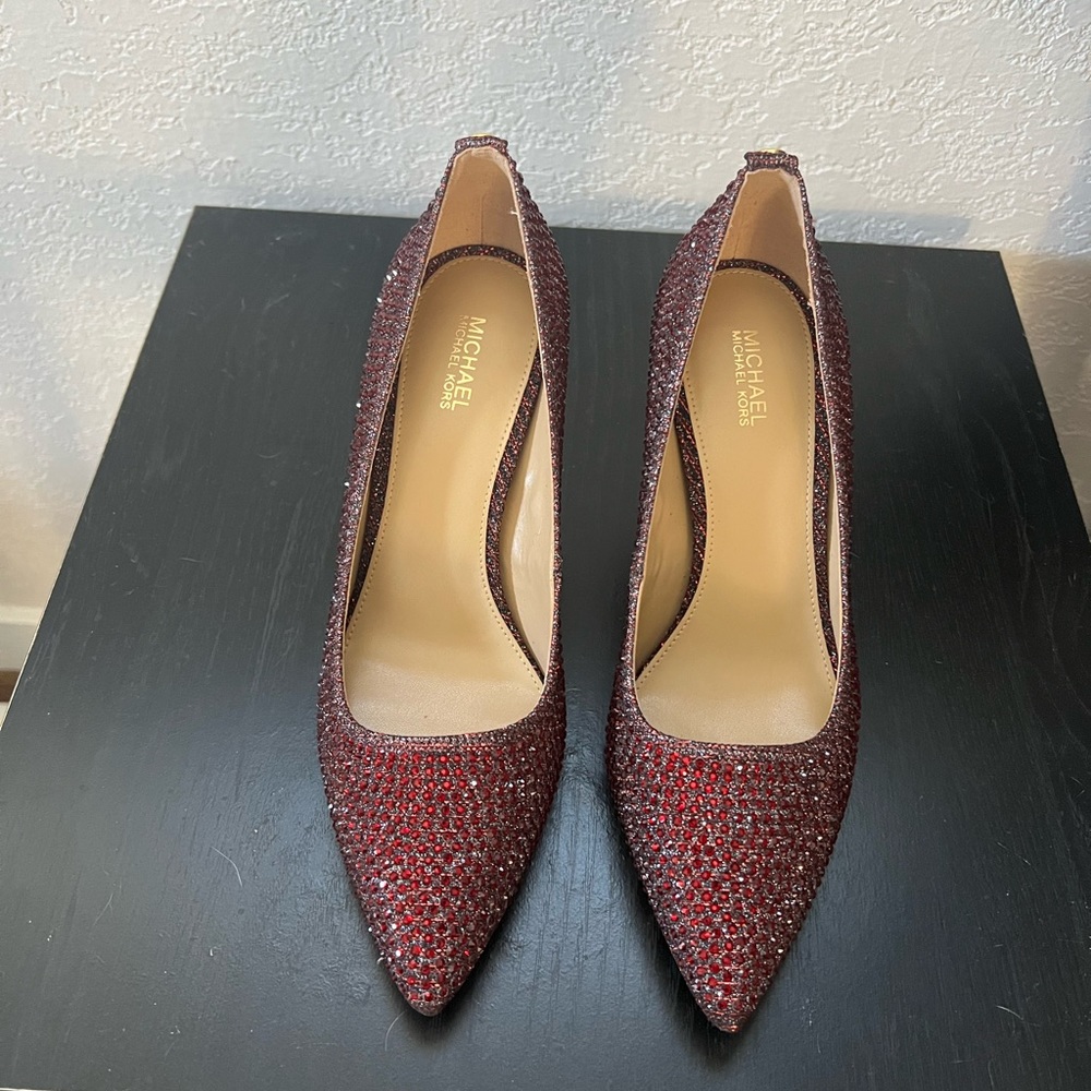Michael Kors Glitter Chain-Mesh Pumps